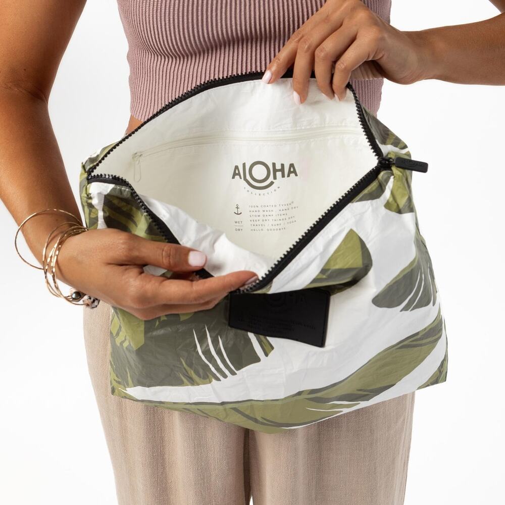 Aloha Collection• Max Luau Pouch - Picture 7 of 9